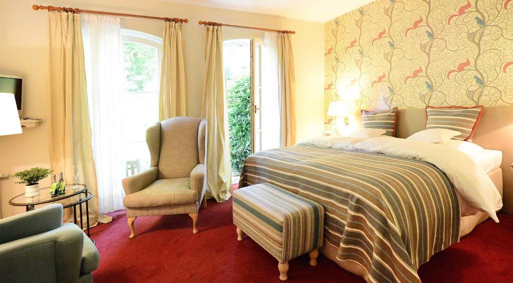 Hotel Romantik Jagdhaus Waldfrieden Bilsen